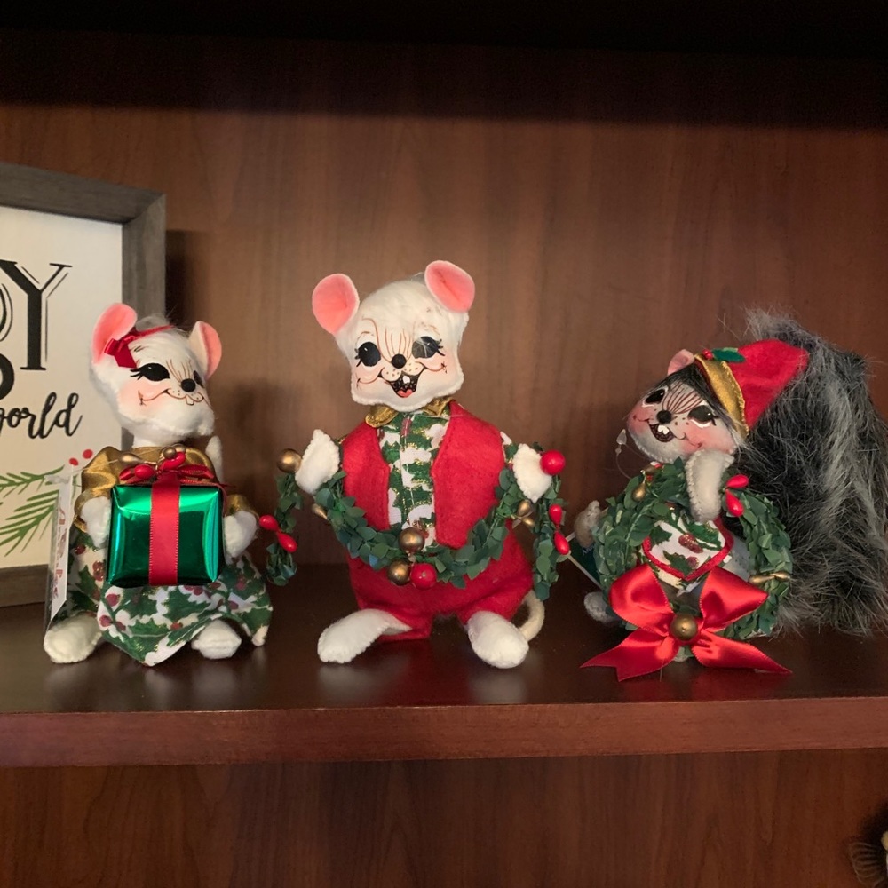 Annalee dolls